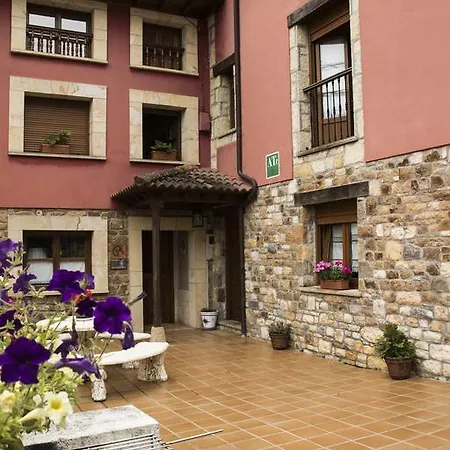 La Regoria Country house *